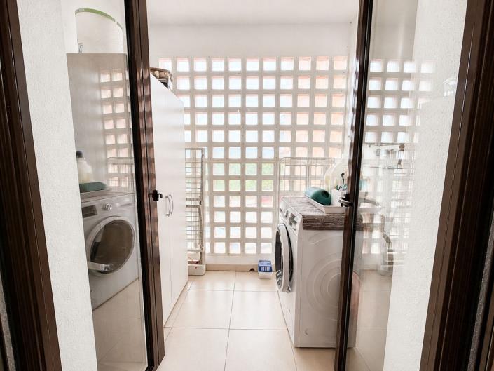 Image No.14-3 Bed Apartment for sale