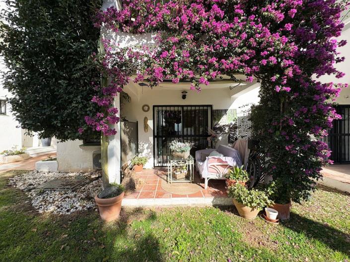 Image No.2-Jumelé de 3 chambres à vendre à Estepona