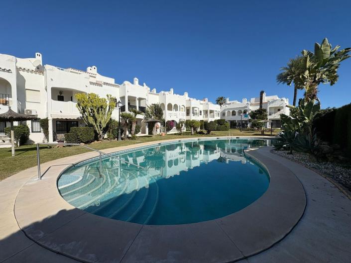 Image No.28-Jumelé de 3 chambres à vendre à Estepona