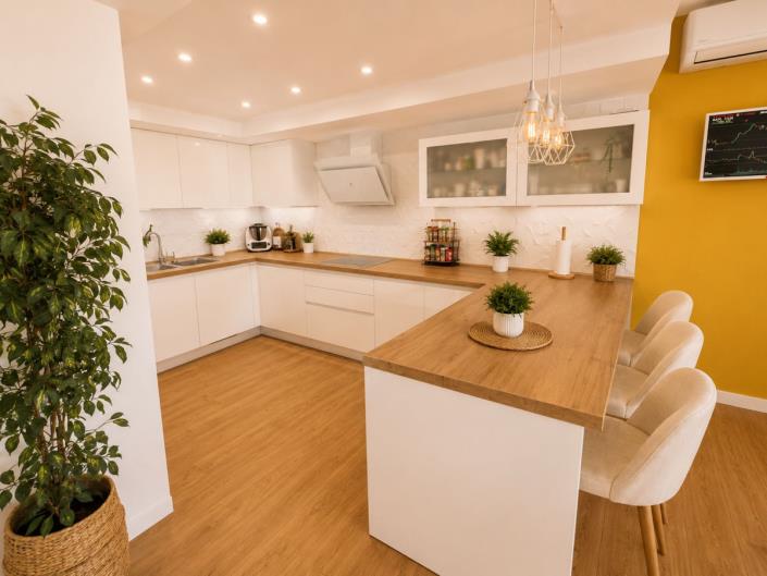 Image No.23-3 Bed House for sale