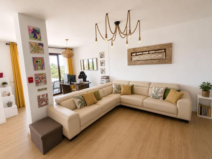 Image No.31-3 Bed House for sale