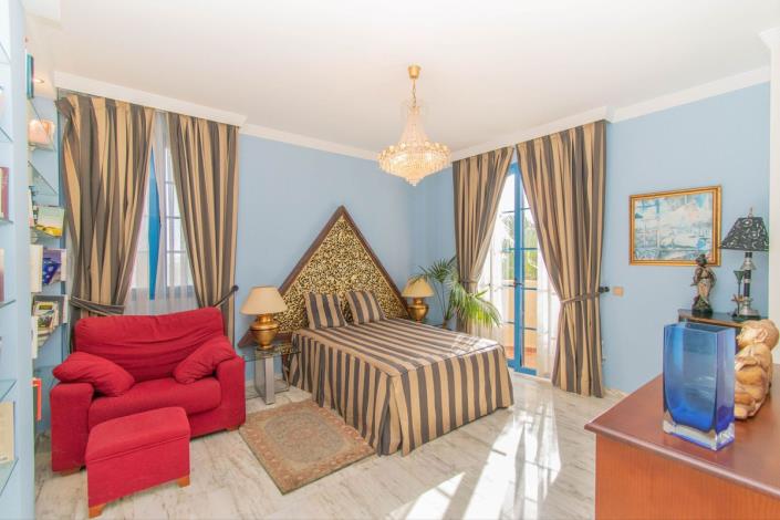 Image No.12-5 Bed Penthouse for sale