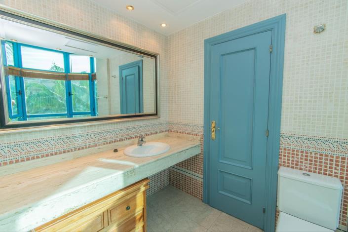Image No.14-5 Bed Penthouse for sale