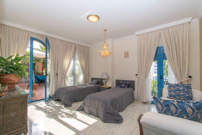 Image No.16-5 Bed Penthouse for sale