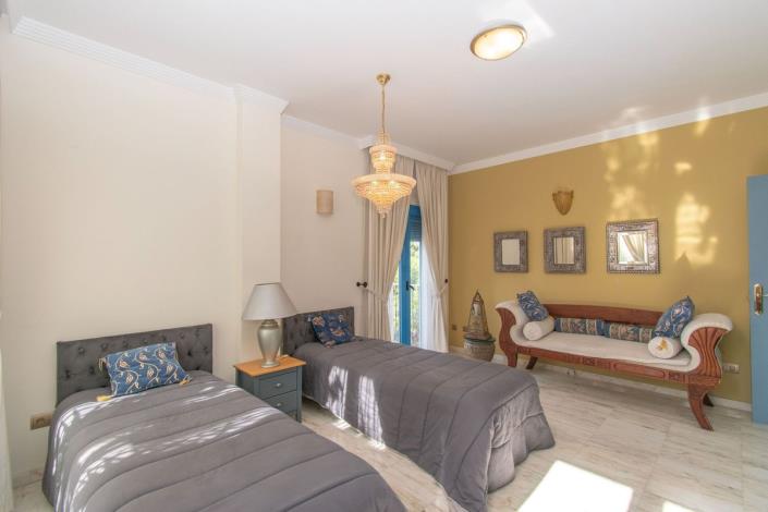 Image No.17-5 Bed Penthouse for sale