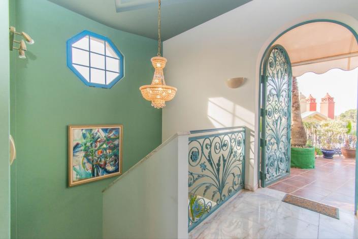 Image No.28-5 Bed Penthouse for sale