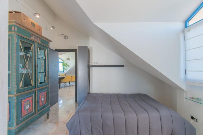 Image No.38-5 Bed Penthouse for sale