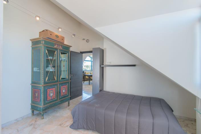 Image No.39-5 Bed Penthouse for sale