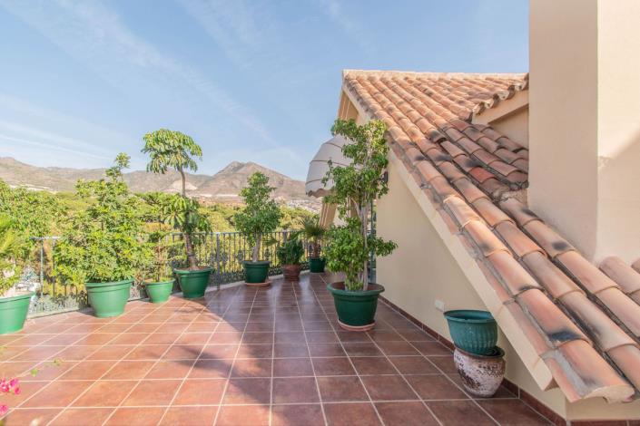 Image No.44-5 Bed Penthouse for sale