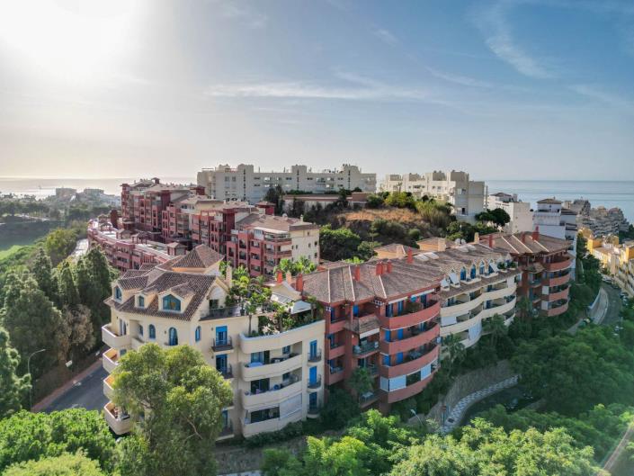 Image No.48-5 Bed Penthouse for sale