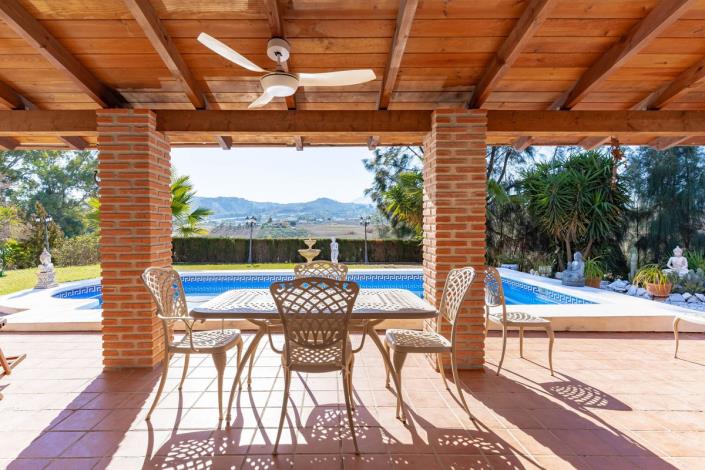 Image No.36-5 Bed Villa / Detached for sale
