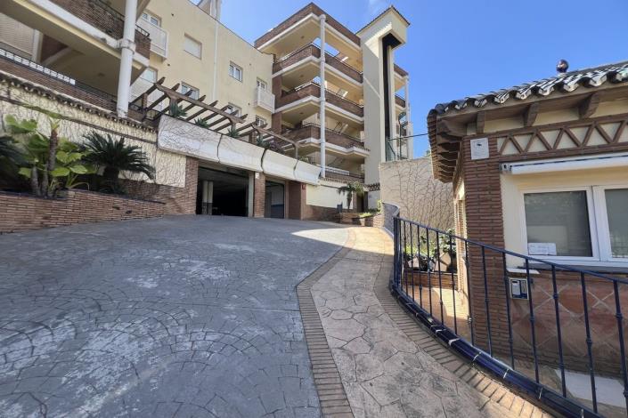Image No.13-2 Bed Apartment for sale