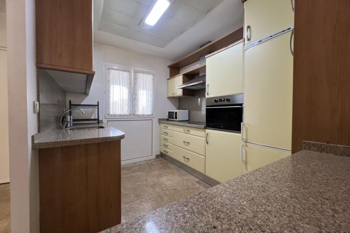 Image No.32-2 Bed Apartment for sale