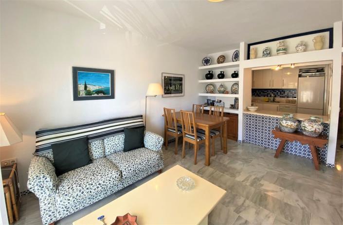 Image No.10-3 Bed Apartment for sale