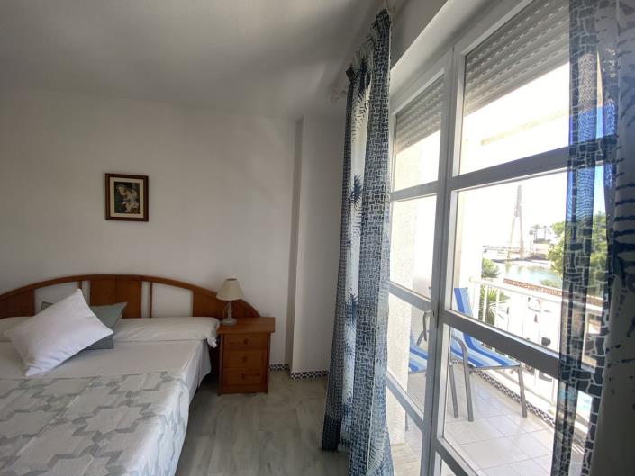 Image No.19-3 Bed Apartment for sale