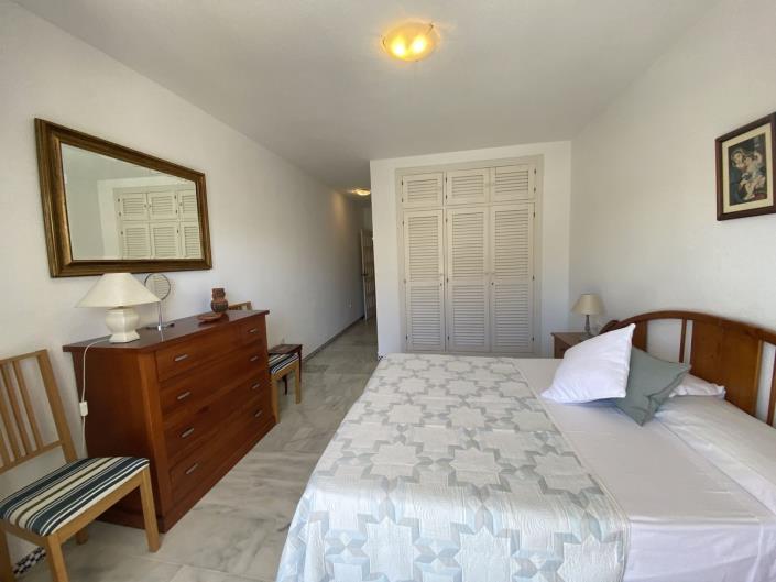 Image No.23-3 Bed Apartment for sale