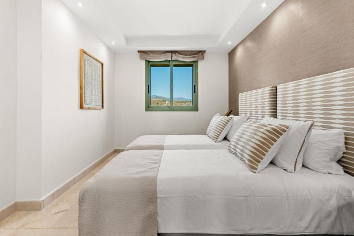 Image No.19-3 Bed Apartment for sale