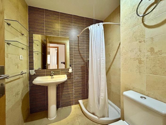 Image No.12-2 Bed Apartment for sale
