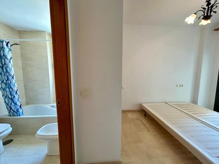 Image No.15-2 Bed Apartment for sale