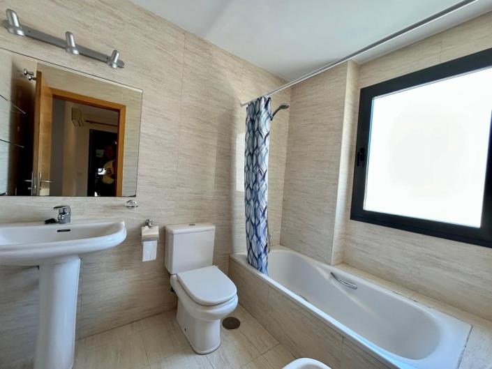 Image No.17-2 Bed Apartment for sale