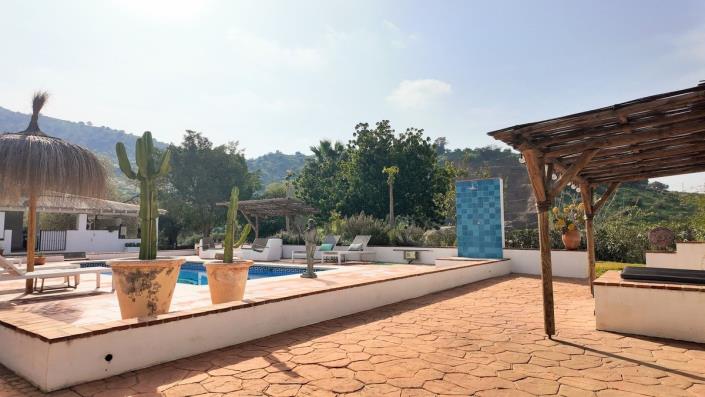 Image No.34-6 Bed Villa for sale