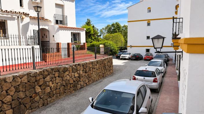 Image No.21-2 Bed Apartment for sale