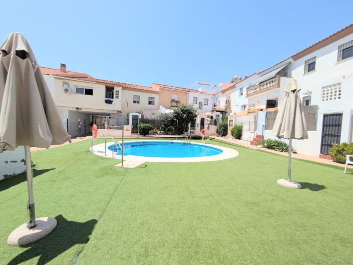 Image No.2-Maison de ville de 3 chambres à vendre à Torremolinos