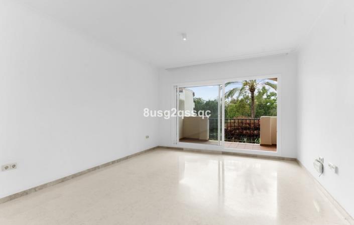 Image No.25-3 Bed Apartment for sale