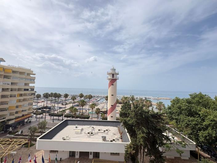 Image No.2-Appartement de 2 chambres à vendre à Marbella