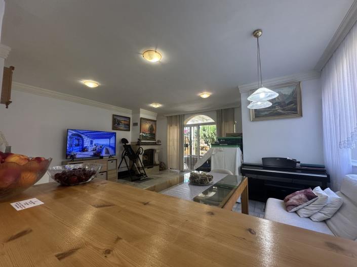 Image No.5-5 Bed House/Villa for sale