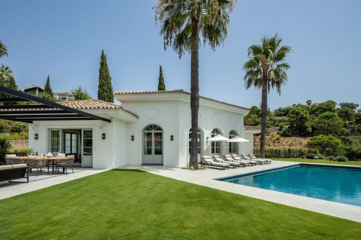 Image No.8-5 Bed Villa / Detached for sale