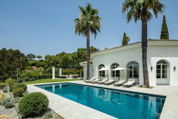 Image No.44-5 Bed Villa / Detached for sale