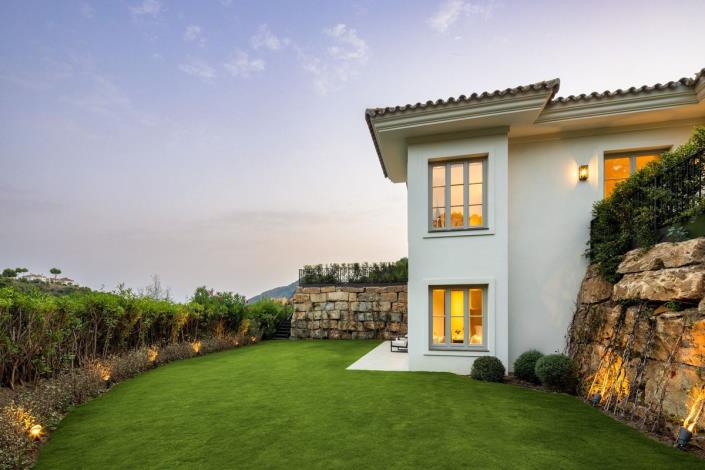 Image No.43-5 Bed Villa / Detached for sale
