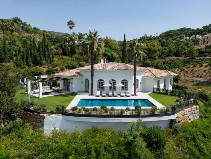 Image No.45-5 Bed Villa / Detached for sale