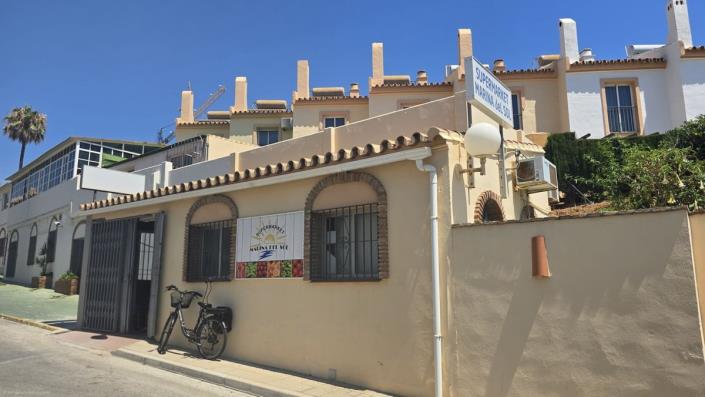 Image No.32-3 Bed Townhouse for sale
