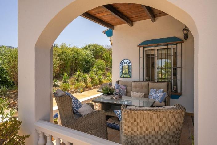 Image No.5-3 Bed Villa / Detached for sale