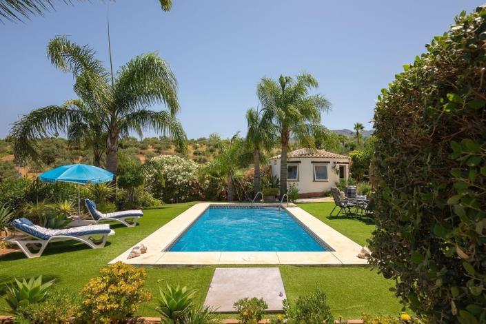 Image No.23-3 Bed Villa / Detached for sale
