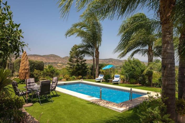 Image No.27-3 Bed Villa / Detached for sale