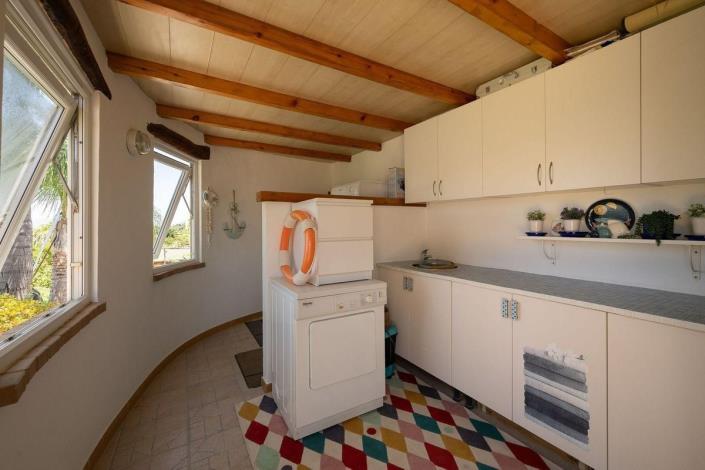 Image No.28-3 Bed Villa / Detached for sale