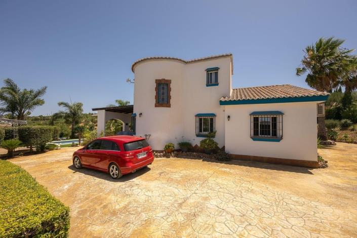 Image No.29-3 Bed Villa / Detached for sale