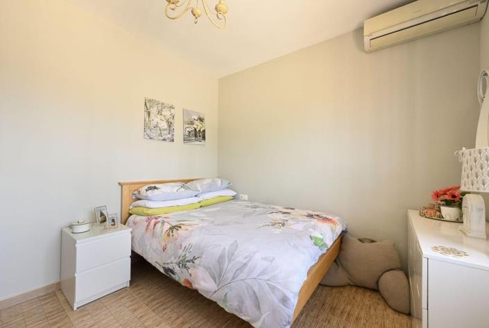 Image No.38-3 Bed Villa / Detached for sale