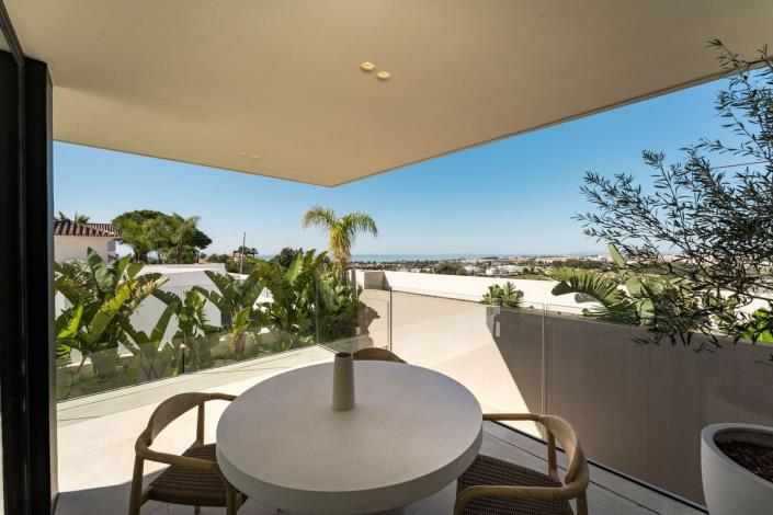 Image No.33-5 Bed Villa / Detached for sale
