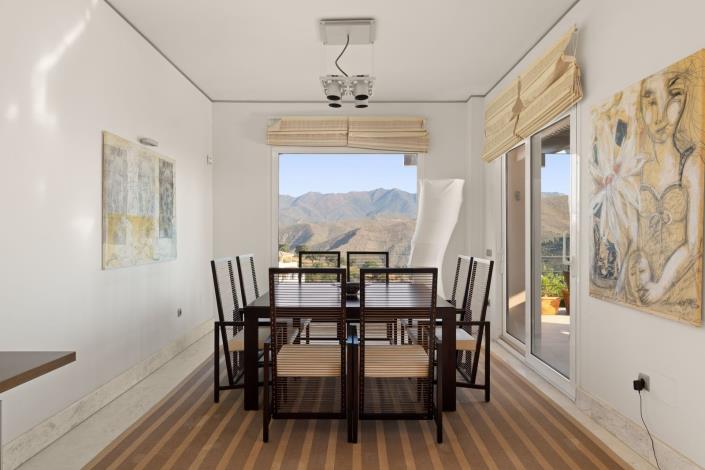 Image No.4-5 Bed Villa / Detached for sale