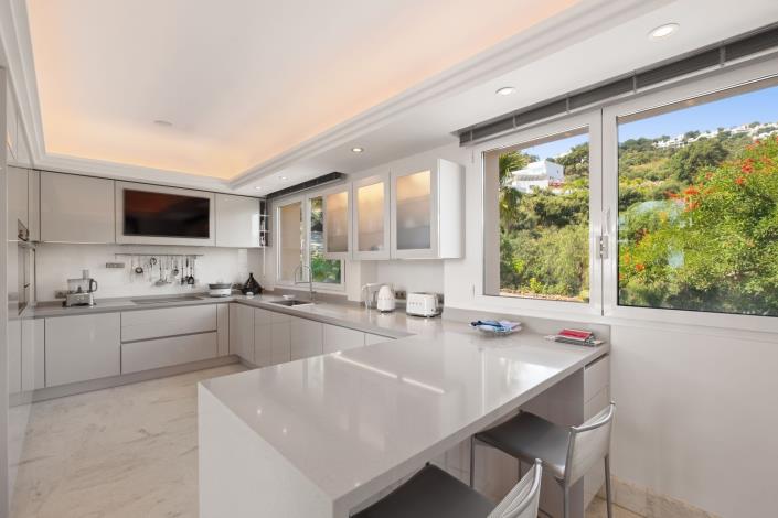 Image No.7-5 Bed Villa / Detached for sale