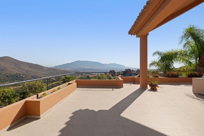 Image No.41-5 Bed Villa / Detached for sale