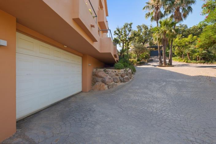 Image No.46-5 Bed Villa / Detached for sale