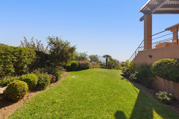 Image No.51-5 Bed Villa / Detached for sale