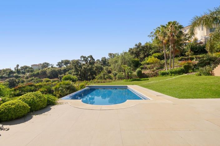 Image No.56-5 Bed Villa / Detached for sale