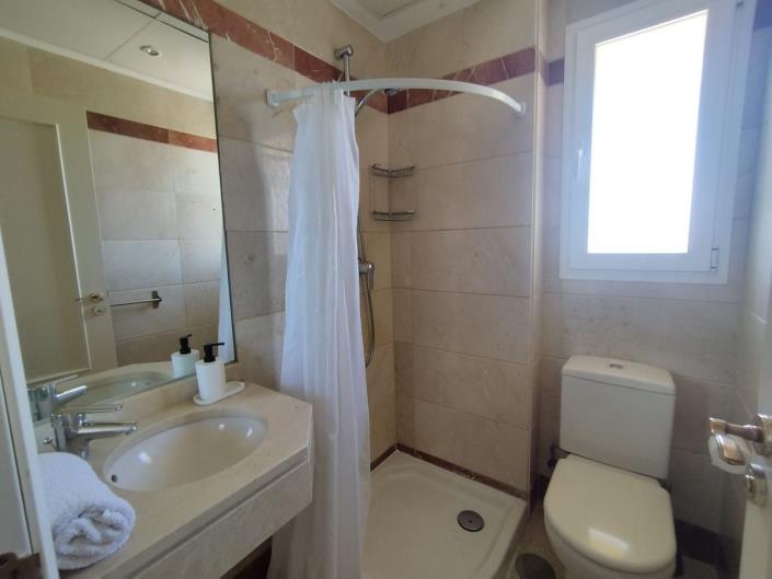 Image No.15-2 Bed Apartment for sale