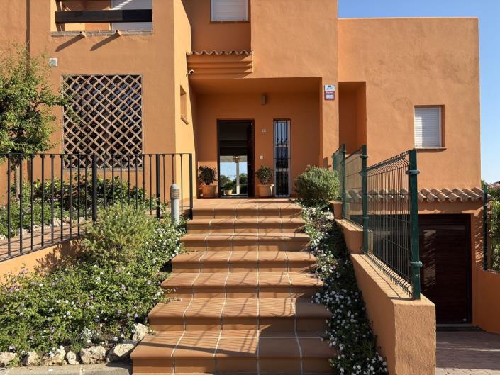 Image No.33-4 Bed Townhouse for sale